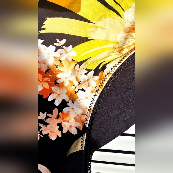 Everyday Sunday Swim Set Bikini Top Bottom Black Tropical size 10 12 - Picture 6 of 7